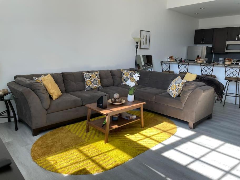 Cozy, High Rise, Large Studio Facing Downtown . Apartment Baltimore Luaran gambar